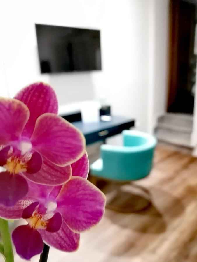 Mastrangelo Suite & Spa ปาแลร์โม ภายนอก รูปภาพ
